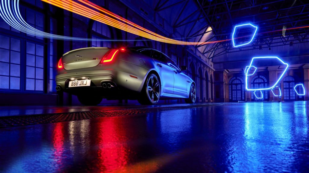 jaguar-xjl-game-of-drones (4)