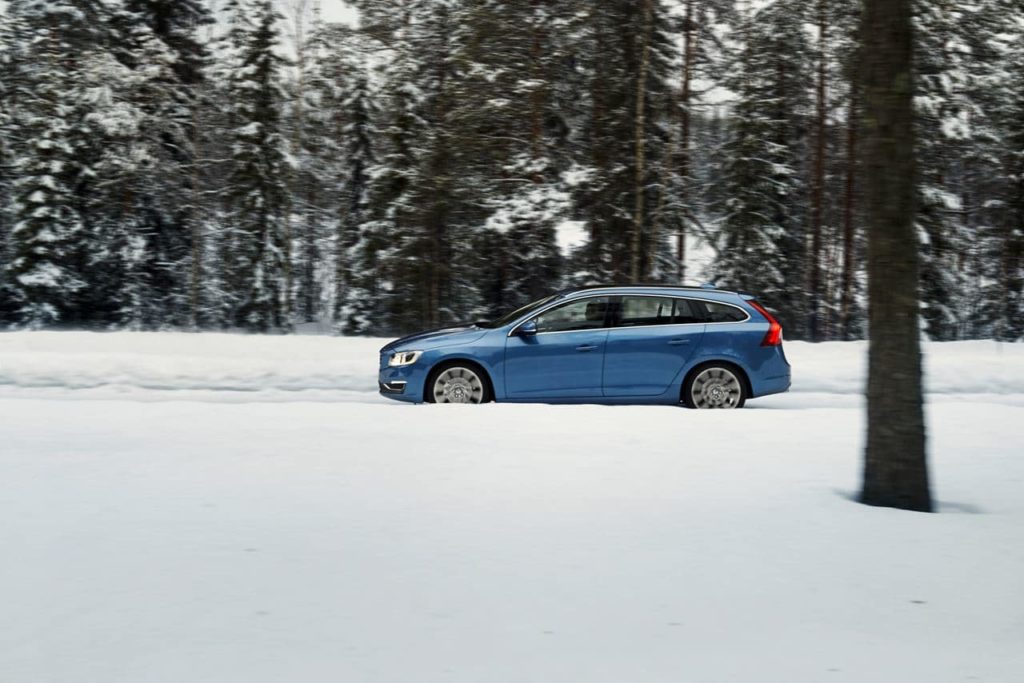 volvo v60 (2)