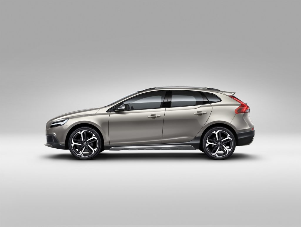 Volvo V40 Cross Country – model year 2017