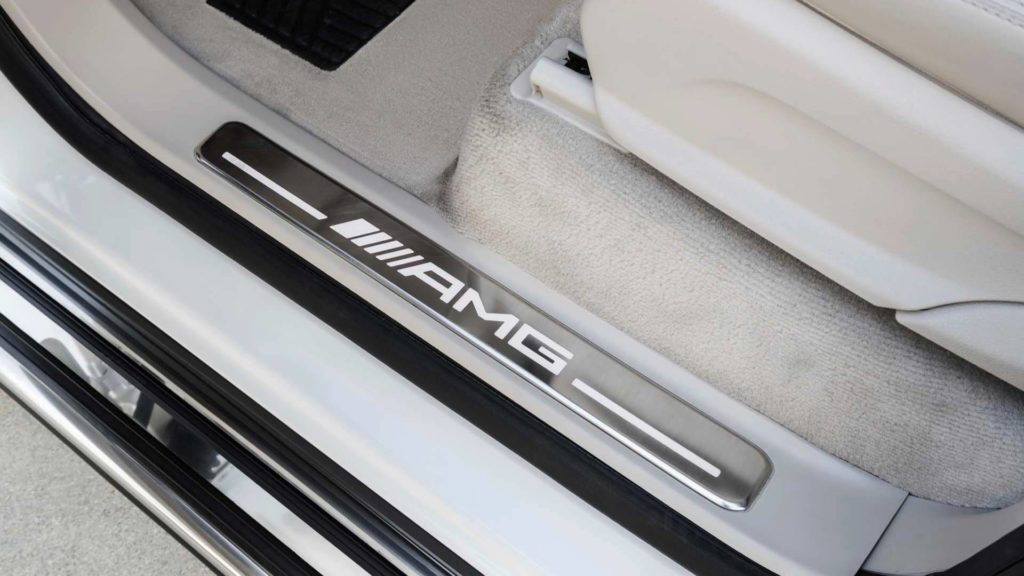 2019-mercedes-amg-g63 (13)