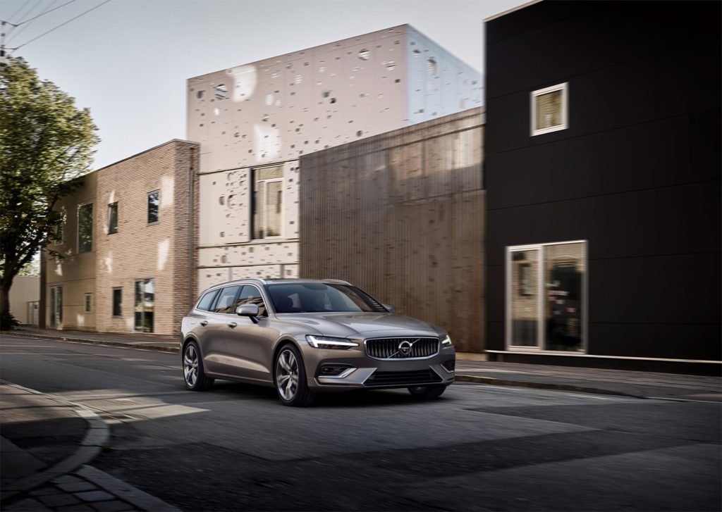 223591_New Volvo V60 exterior