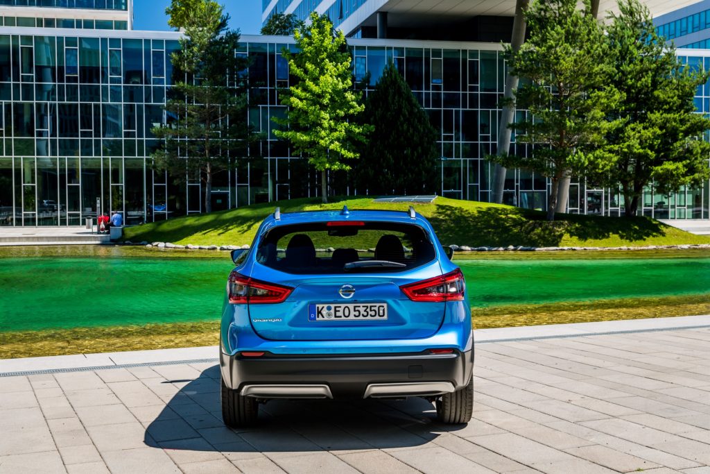 426191891_The_new_Nissan_Qashqai_premium_crossover_enhancements_deliver_outstanding