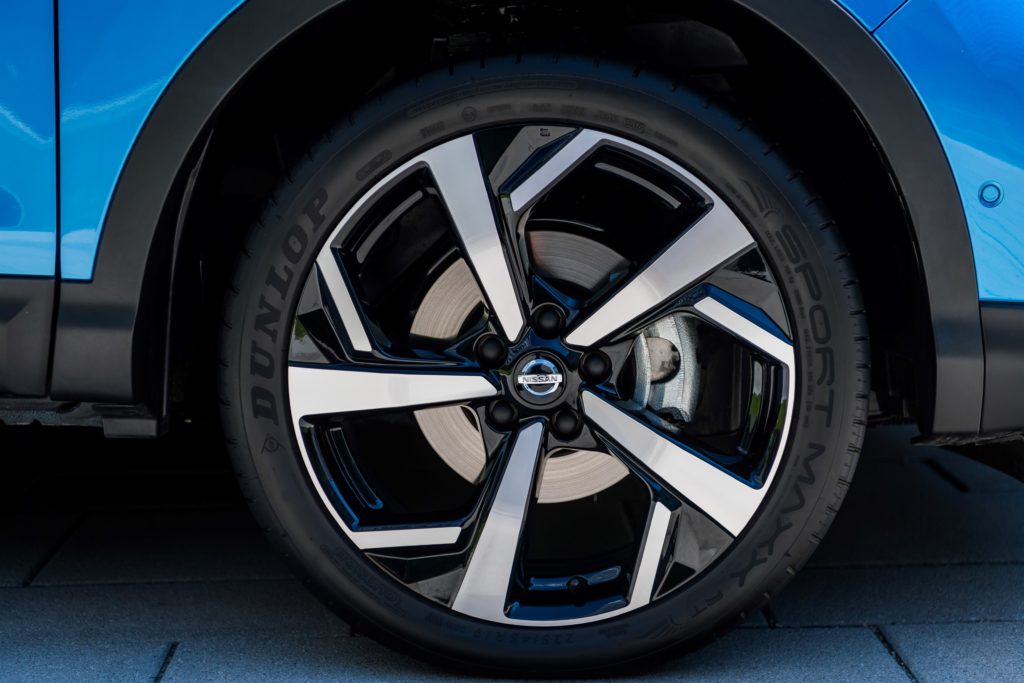 426191906_The_new_Nissan_Qashqai_premium_crossover_enhancements_deliver_outstanding