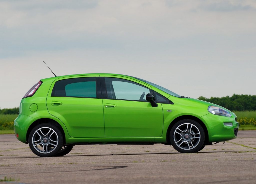 Fiat Punto 2012 (1)