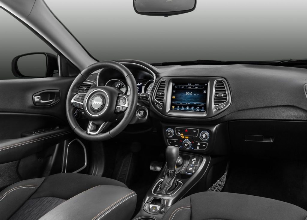 Jeep-Compass-2017-1280-75