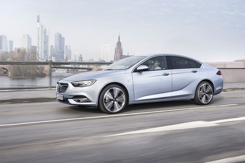 Opel-Insignia-Grand-Sport-305516