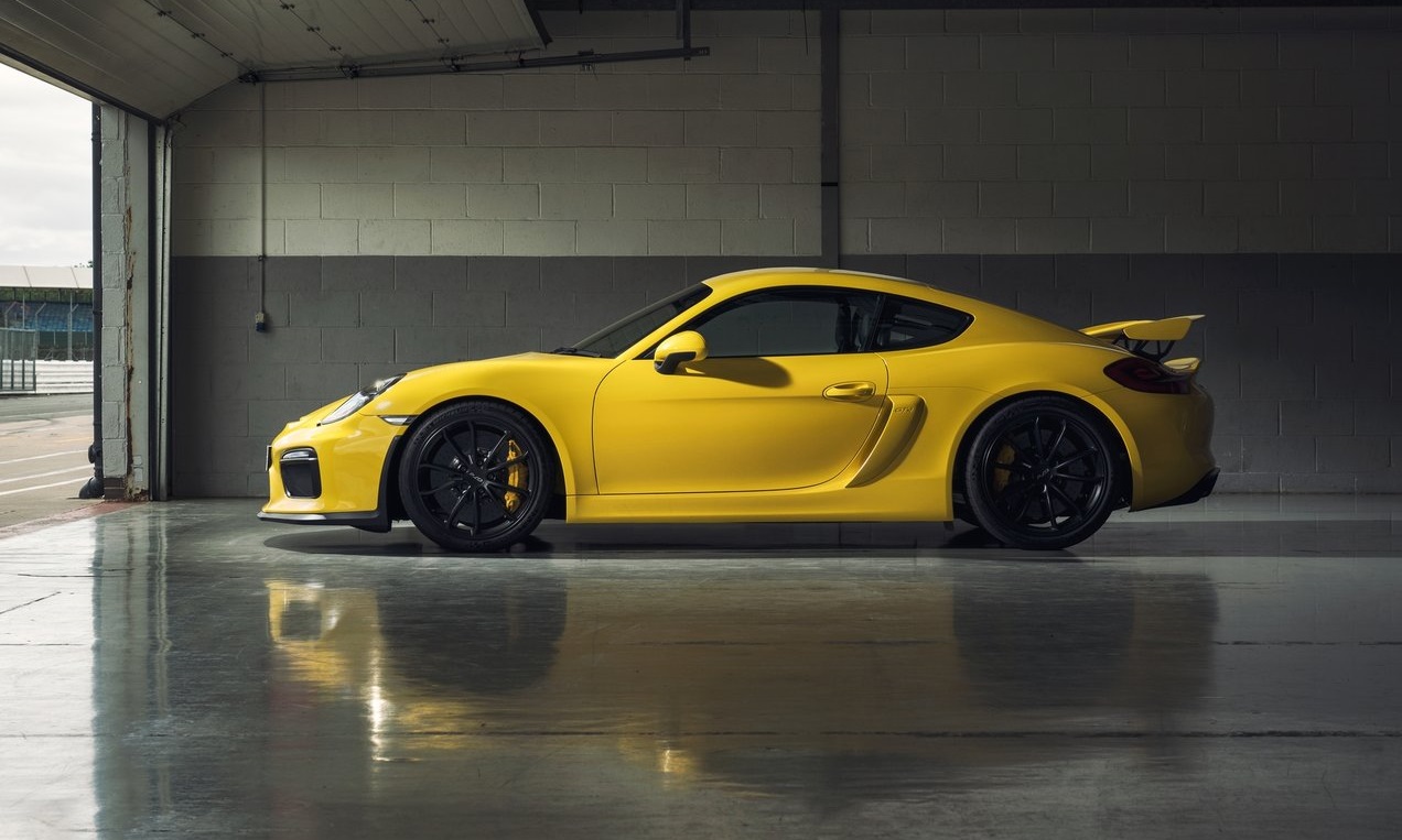 Porsche-Cayman_GT4-2016-1280-1d