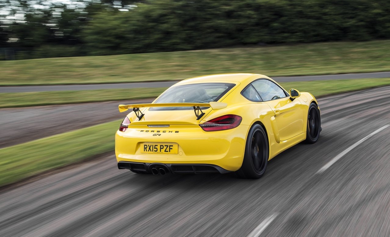 Porsche-Cayman_GT4-2016-1280-34