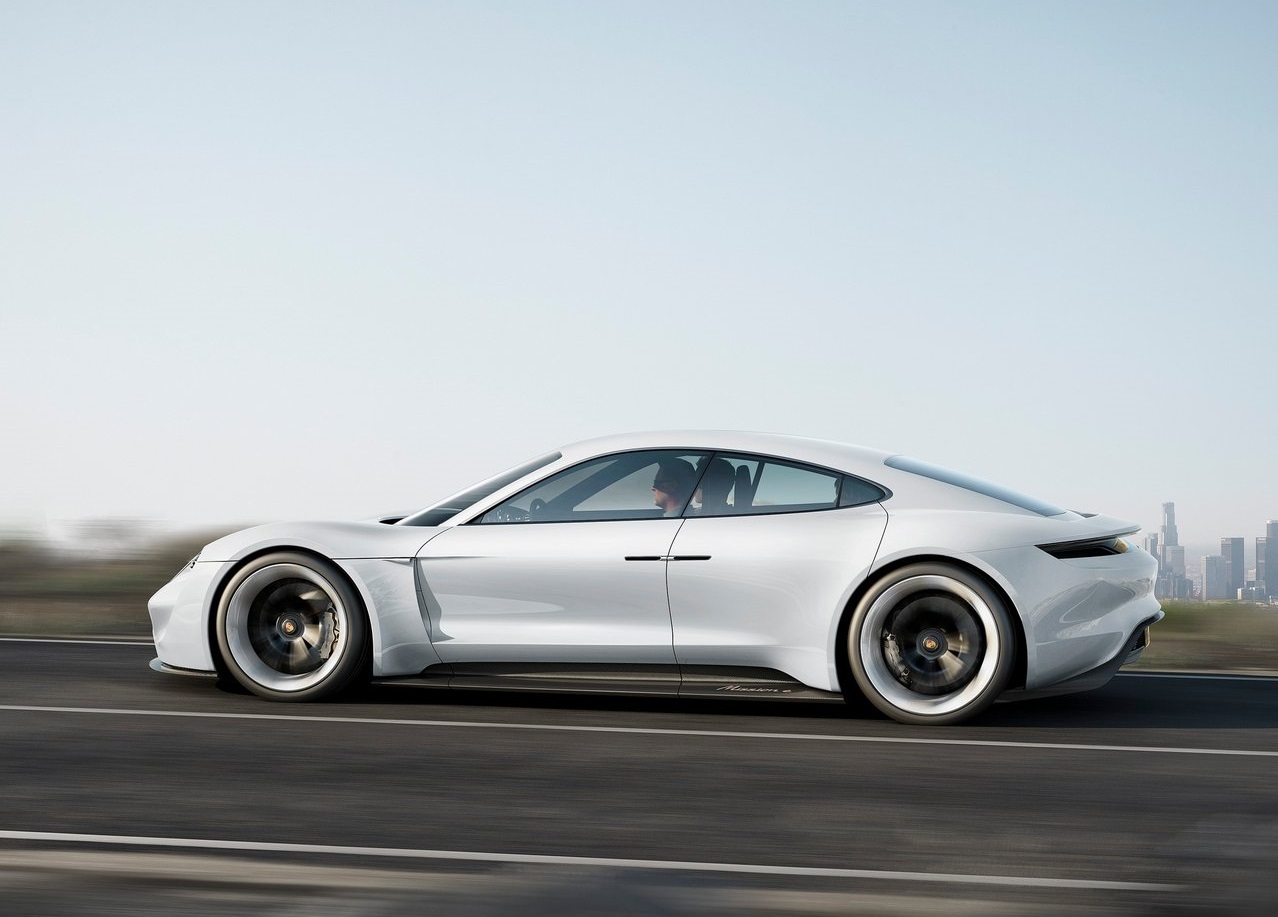 Porsche-Mission_E_Concept-2015-1280-02