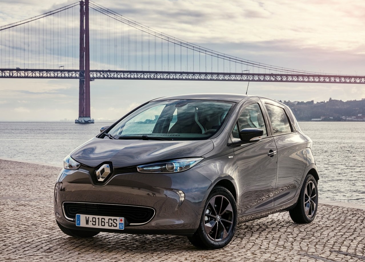 Renault-Zoe-2017-1280-0a