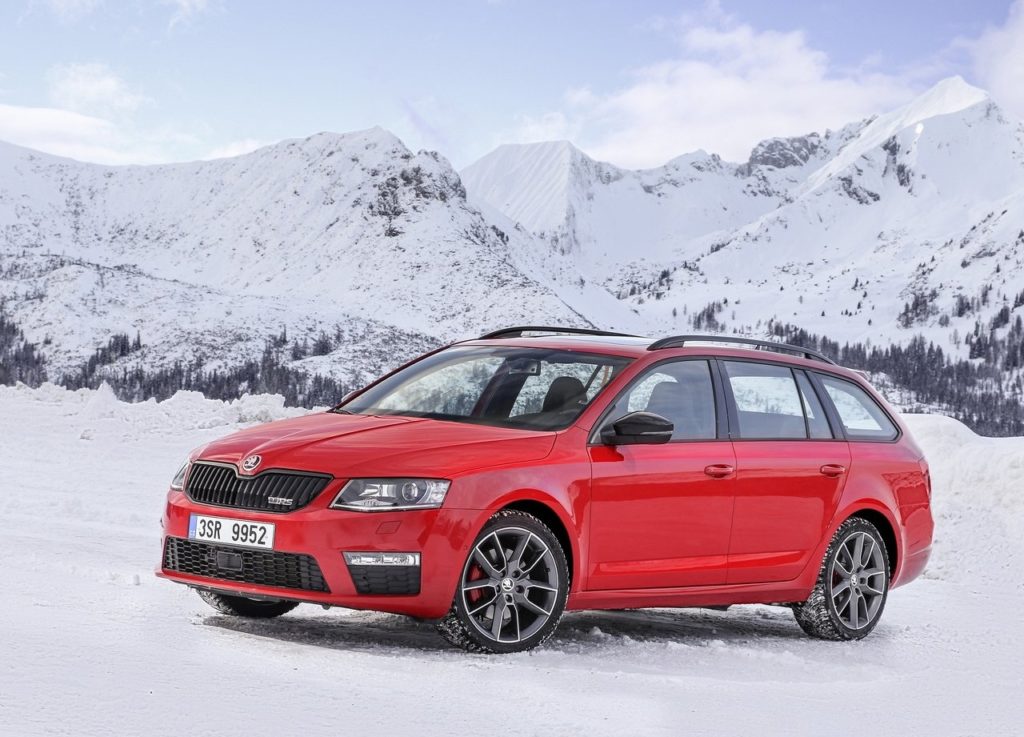 Skoda-Octavia_RS_4x4_Combi-2017-1280-01