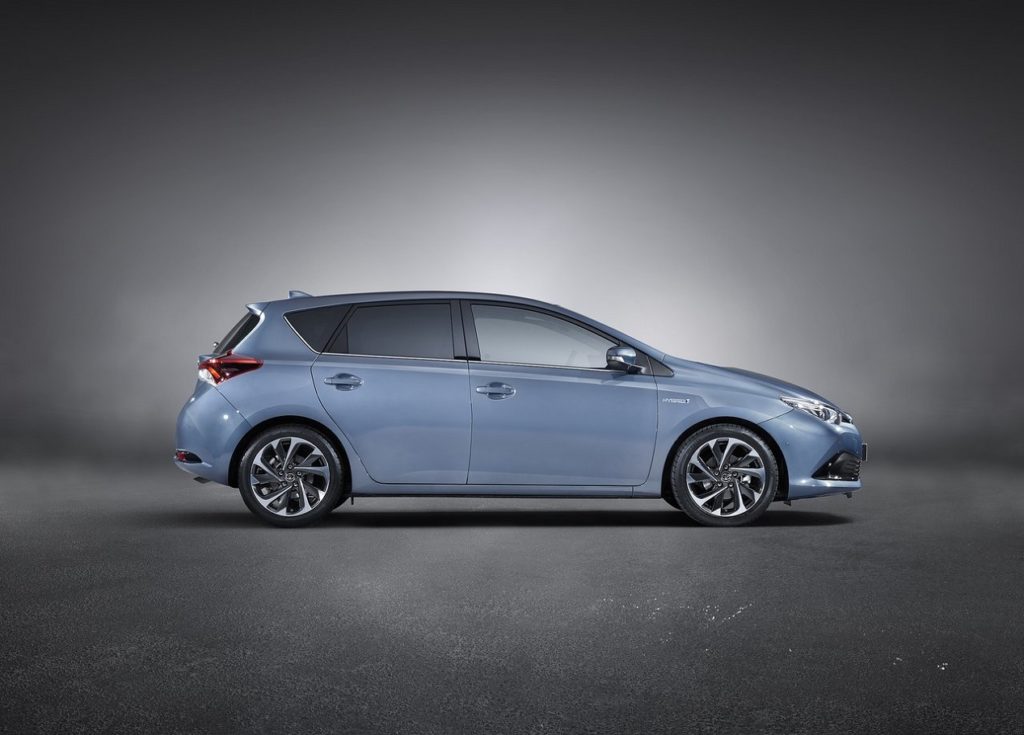 Toyota-Auris-2016-1280-0f