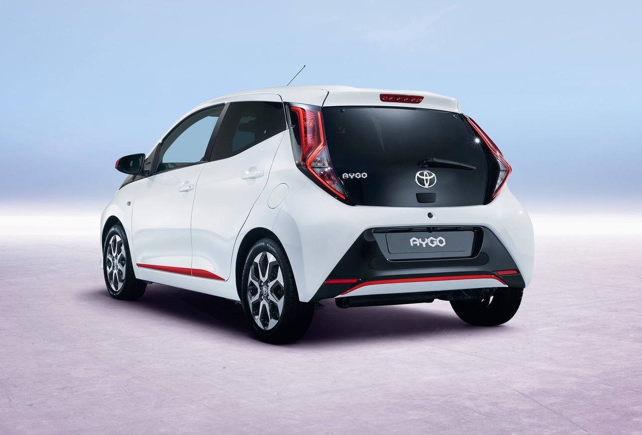 Toyota-Aygo-2019-1280-03