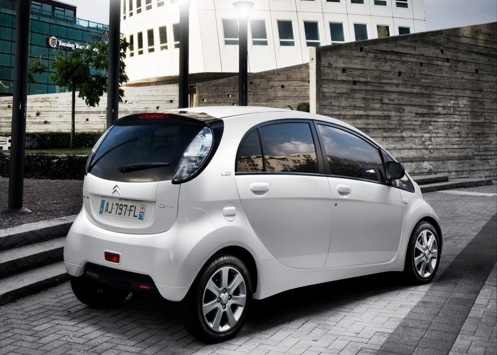 Citroen-C-Zero-2011-1280-25