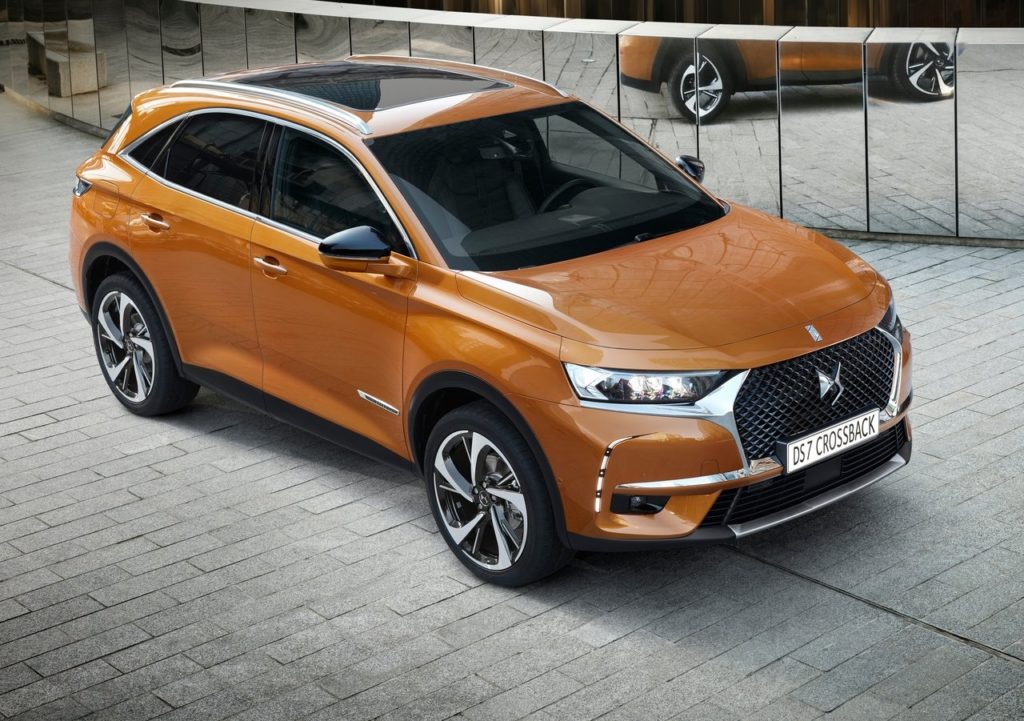 DS-7_Crossback-2018-1280-01