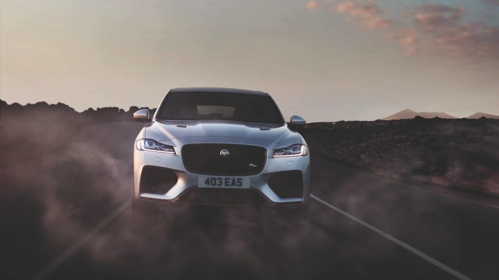 F-pace svr (13)