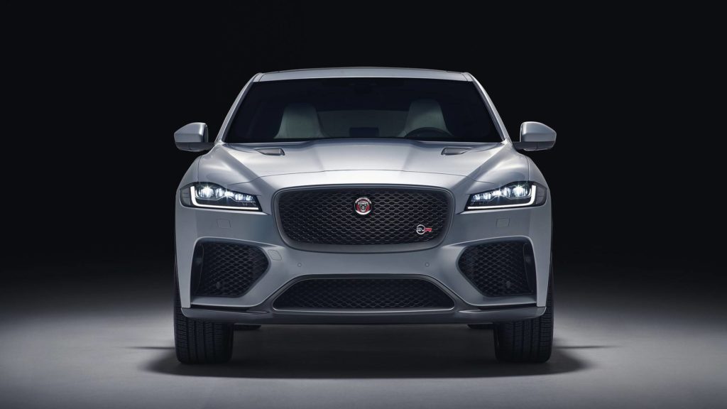F-pace svr (8)