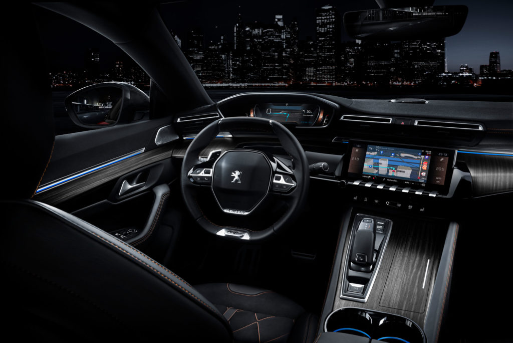 PEUGEOT_508_2202STYP_300