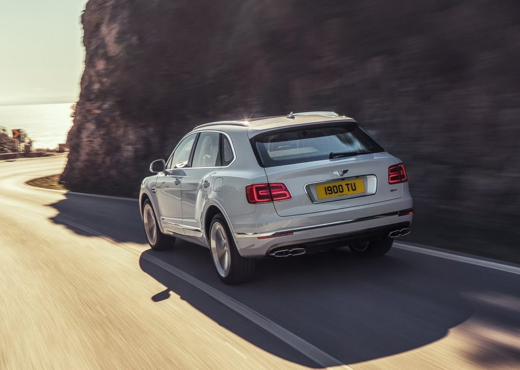 bentayga hybrid (3)