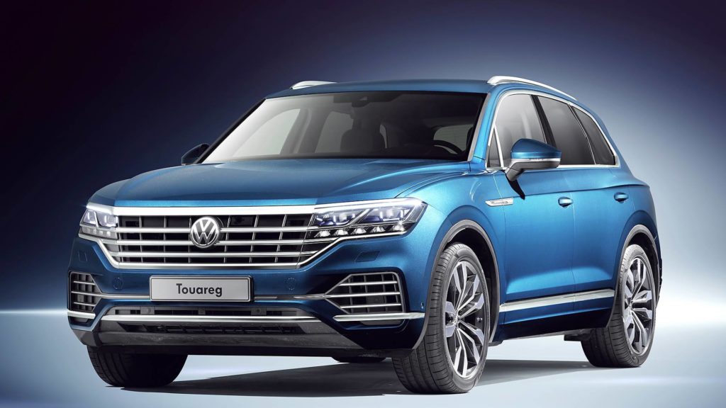 VOLKSWAGEN TOUAREG
Blue