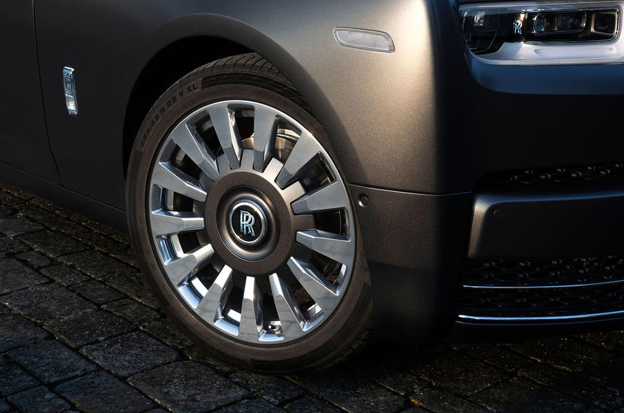 phantom-gentlemans-tourer2180
