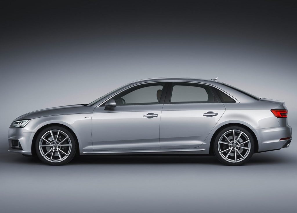 Audi A4 2016 (3)