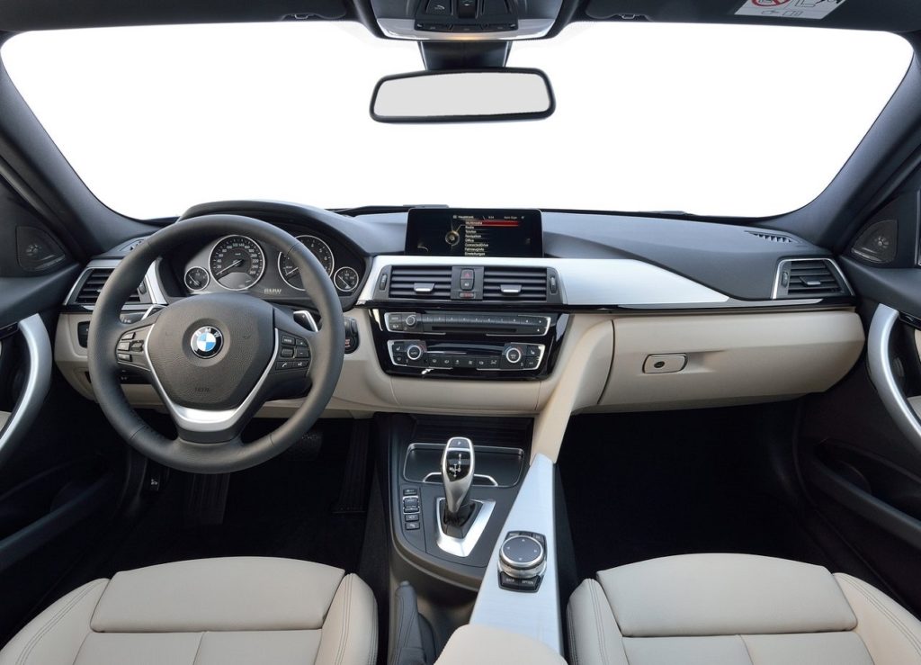BMW Serie 3 2016 (1)