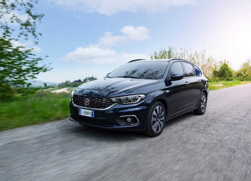 Fiat-Tipo_Station_Wagon-2017