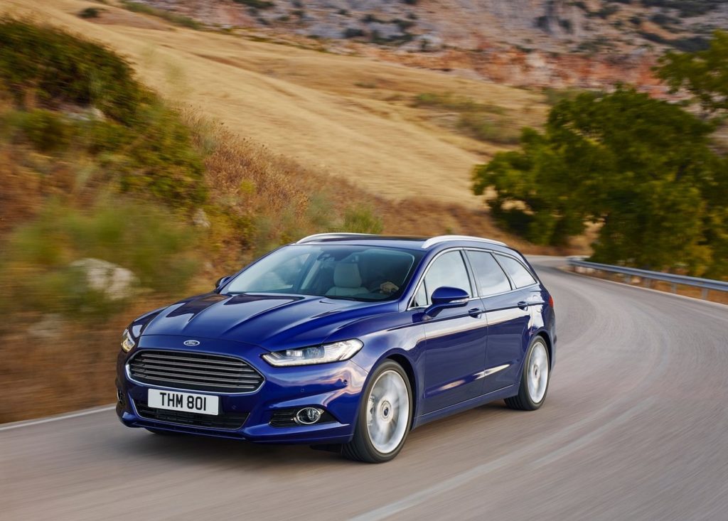 Ford-Mondeo_Wagon-2015