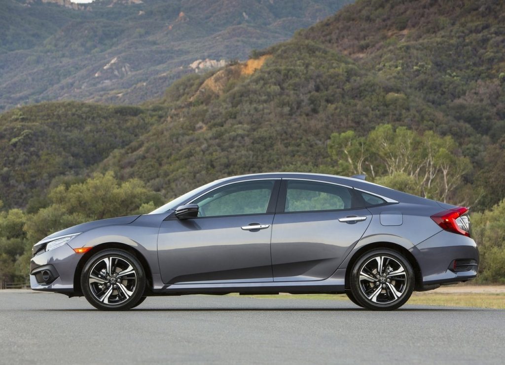 Honda Civic Sedan 2016 (2)