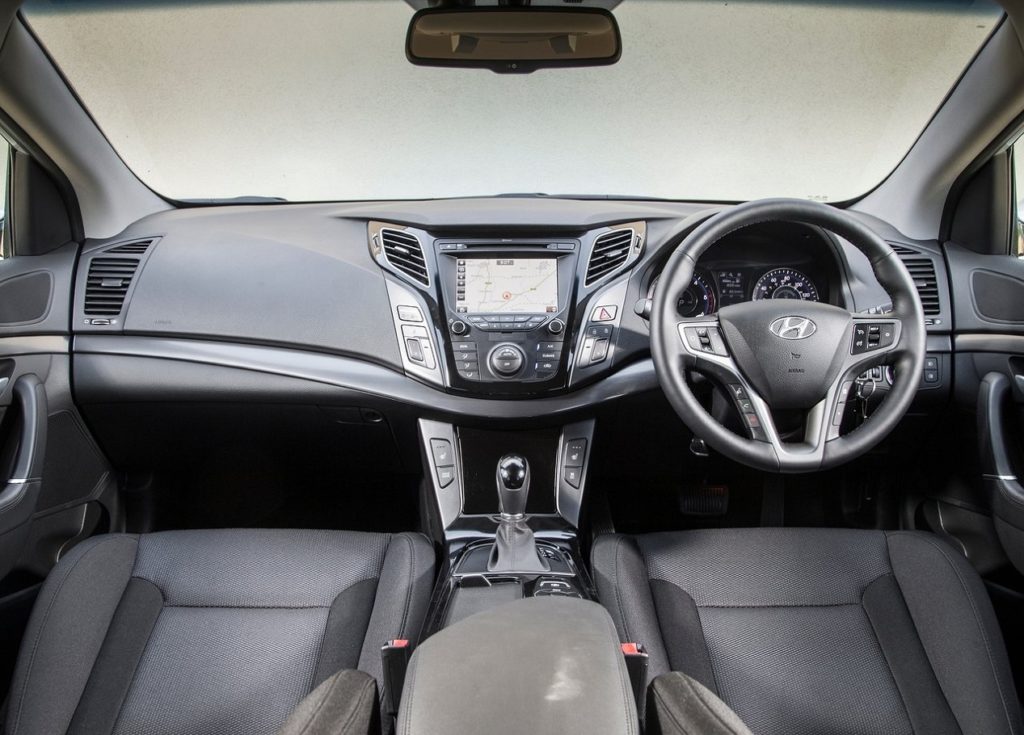Hyuindai i40 Tourer 2015 (4)