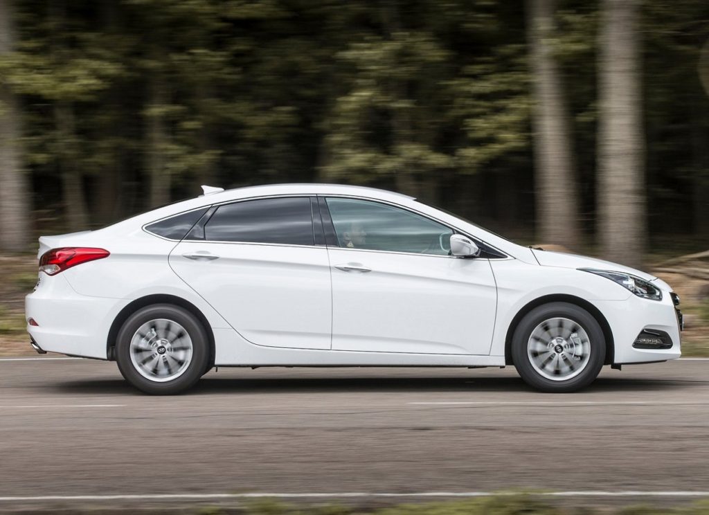 Hyundai-i40-2015-1280-0f