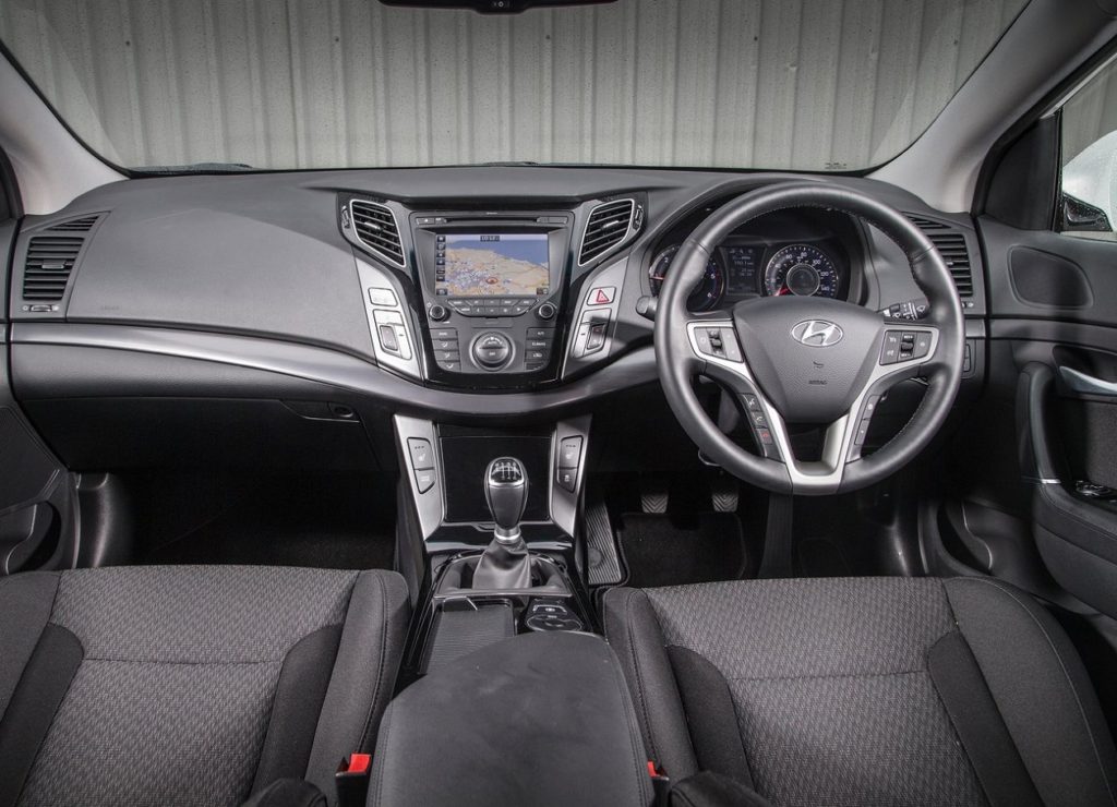 Hyundai-i40-2015-1280-16