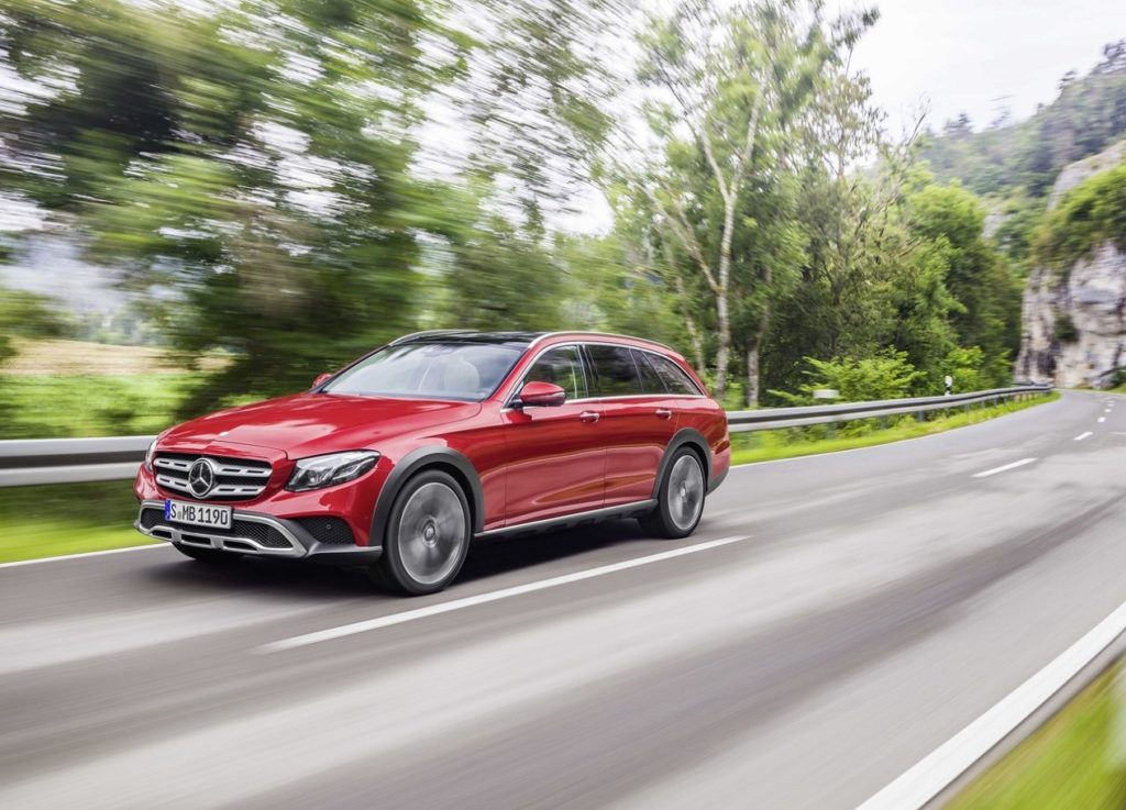 Mercedes-Benz-E-Class_All-Terrain-2017