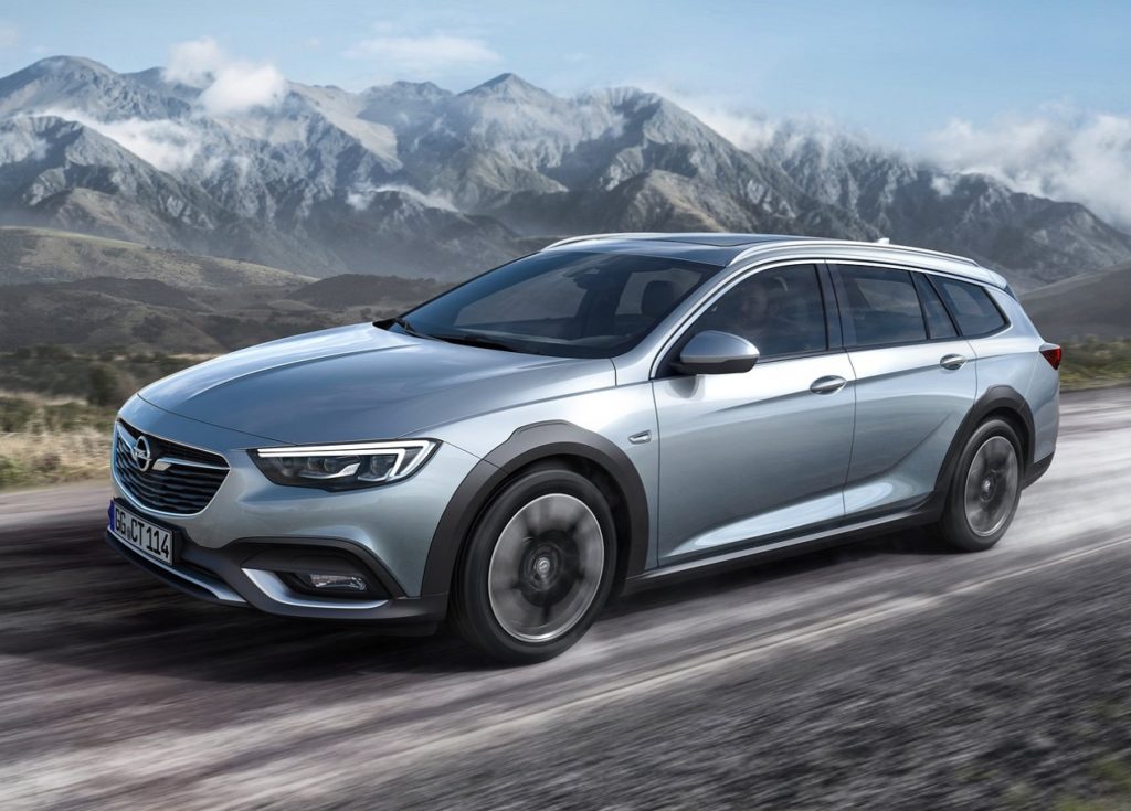 Opel-Insignia_Country_Tourer-2018