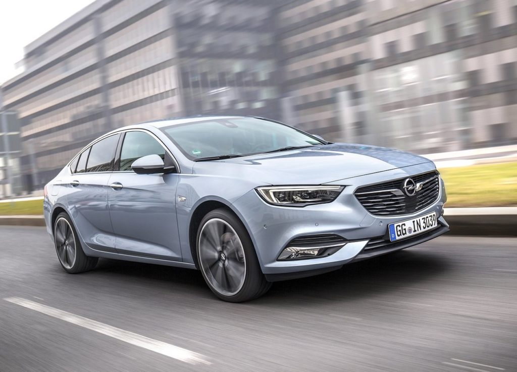 Opel-Insignia_Grand_Sport-2017