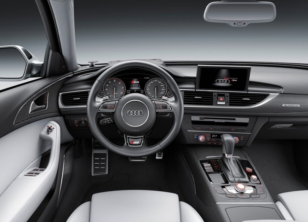 S6 Avant (2015)