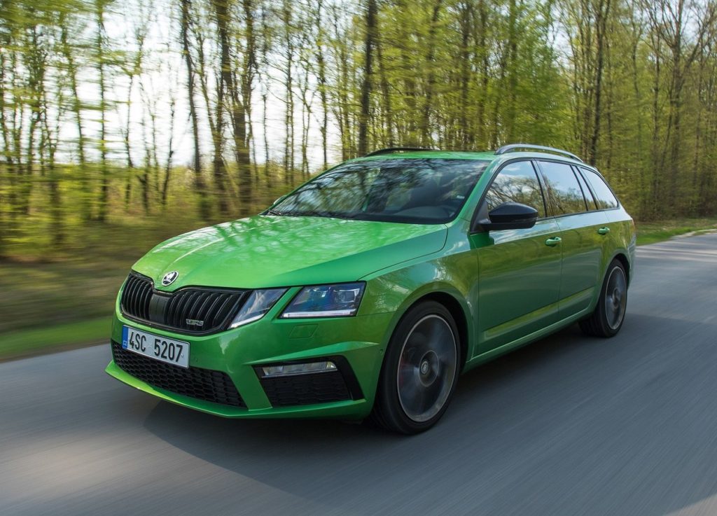 Skoda-Octavia_Combi_RS-2017