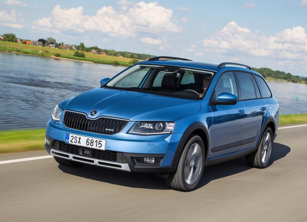 Skoda-Octavia_Scout-2015