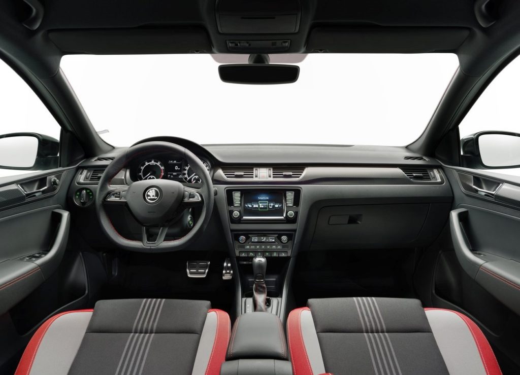Skoda Rapid 2017 (3)