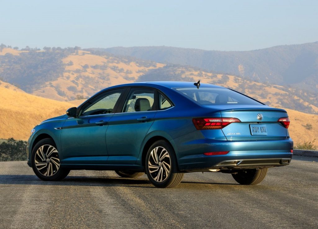 VW Jetta 2019 (4)