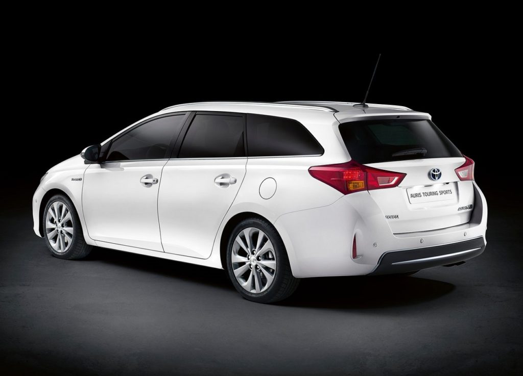 auris touring sports 2013 (3)