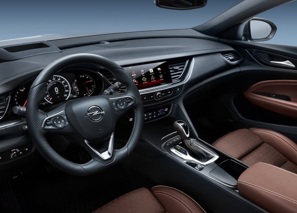 opel insignia Country tourer 2018 (4)