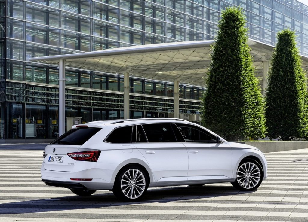 skoda superb break (2016)