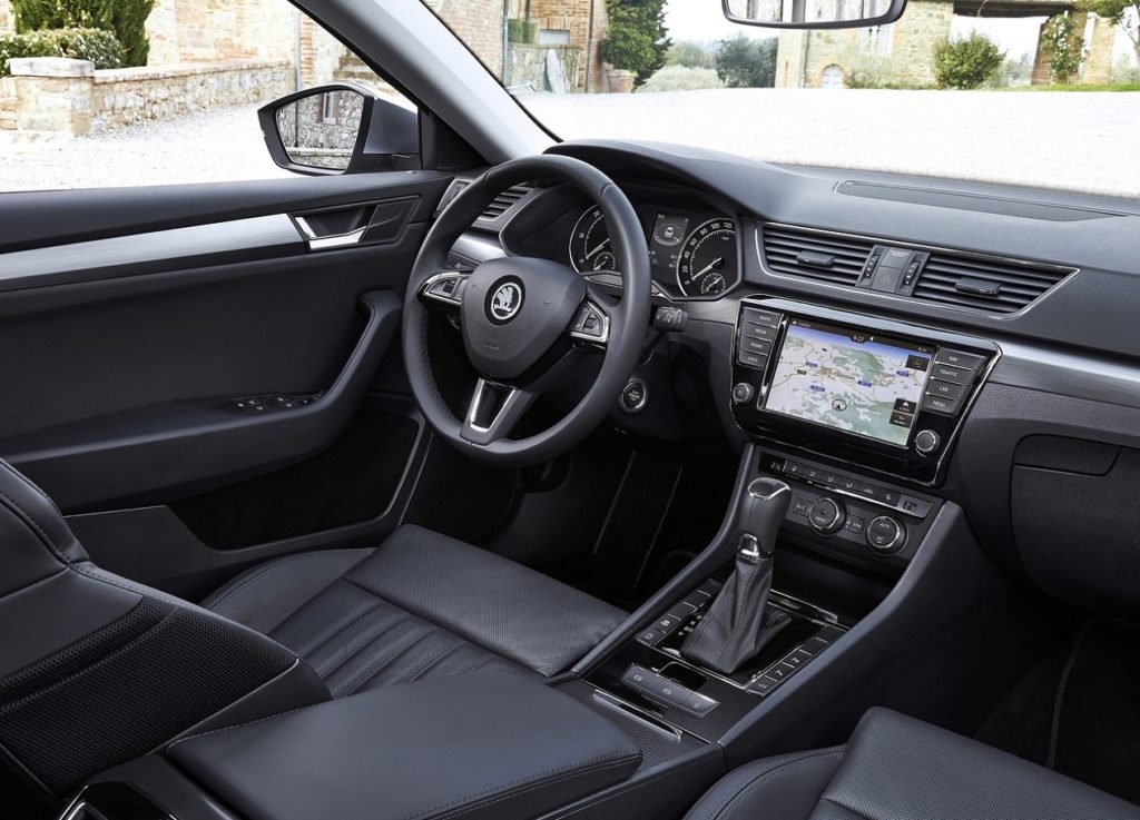 skoda superb break (2019)