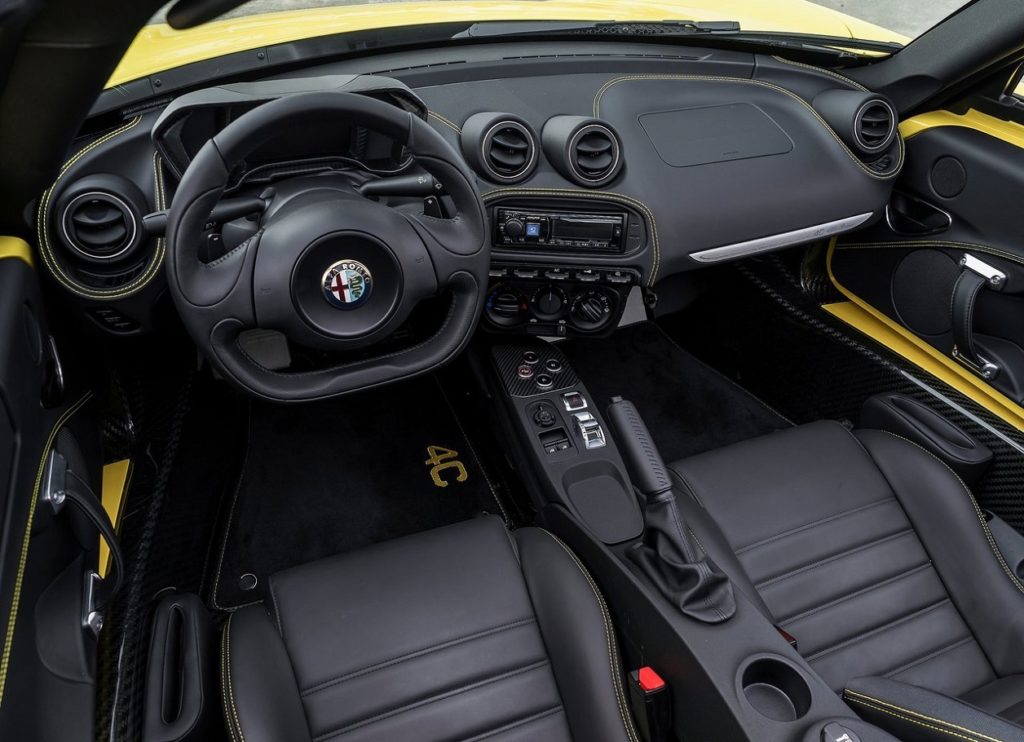 AR 4C Spider 2015 (4)