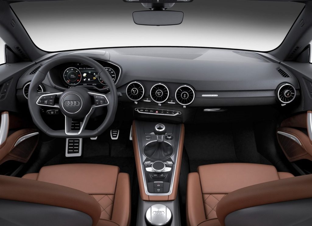 Audi TT coupé 2015 (1)