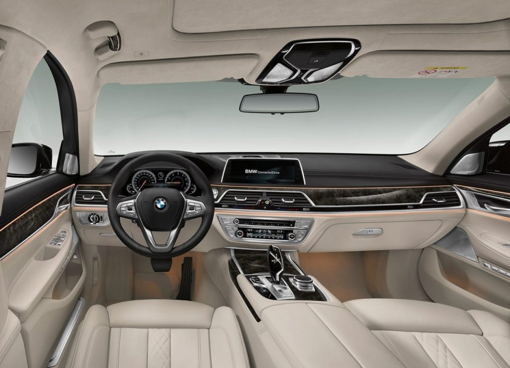 BMW Série 7 2016 (3)