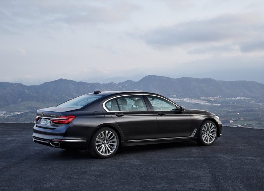 BMW Série 7 2016 (4)