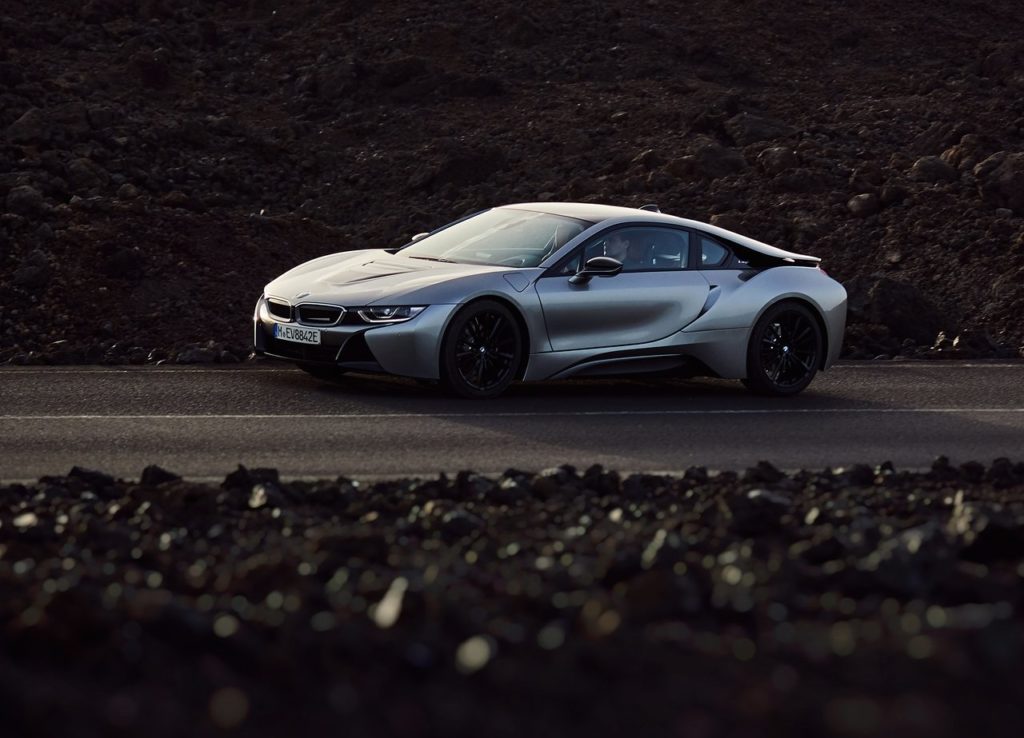 BMW-i8_Coupe-2019